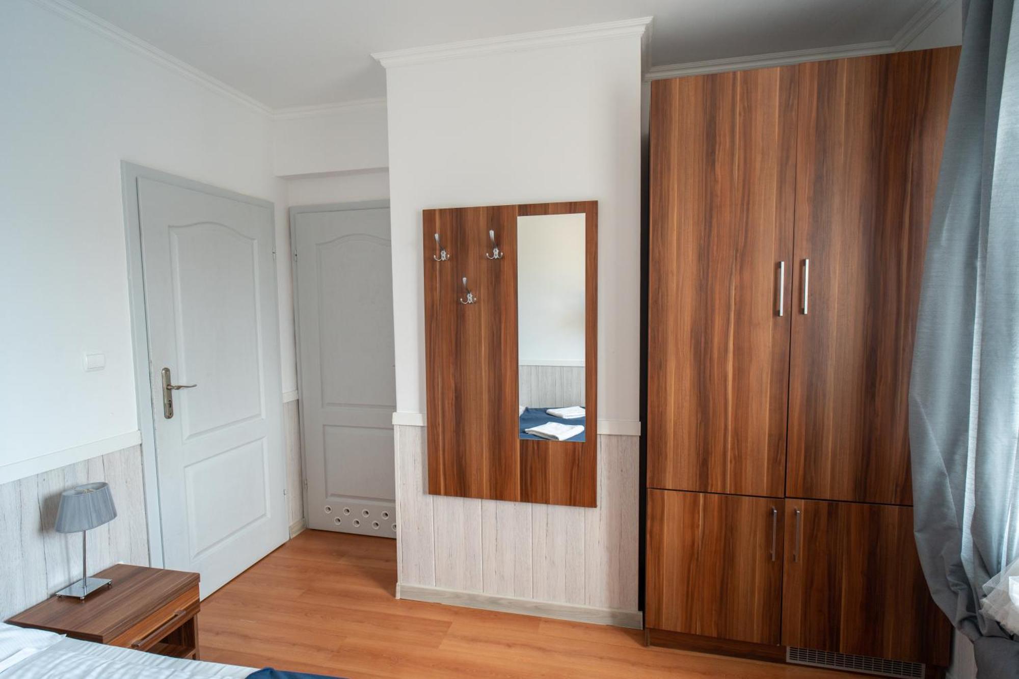 Hotel Pod Wydma à Unieście Extérieur photo