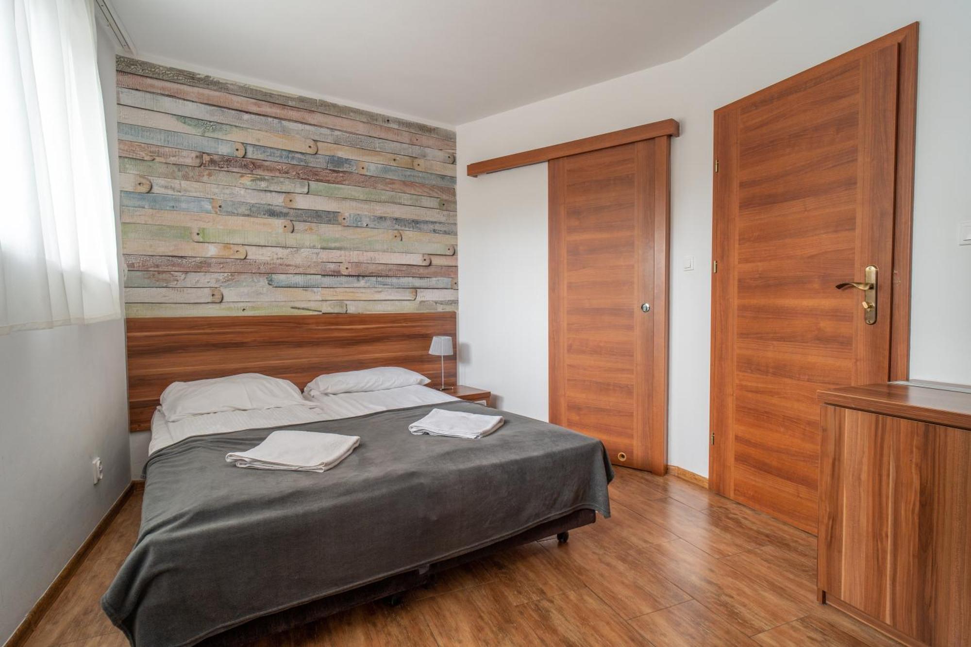 Hotel Pod Wydma à Unieście Extérieur photo